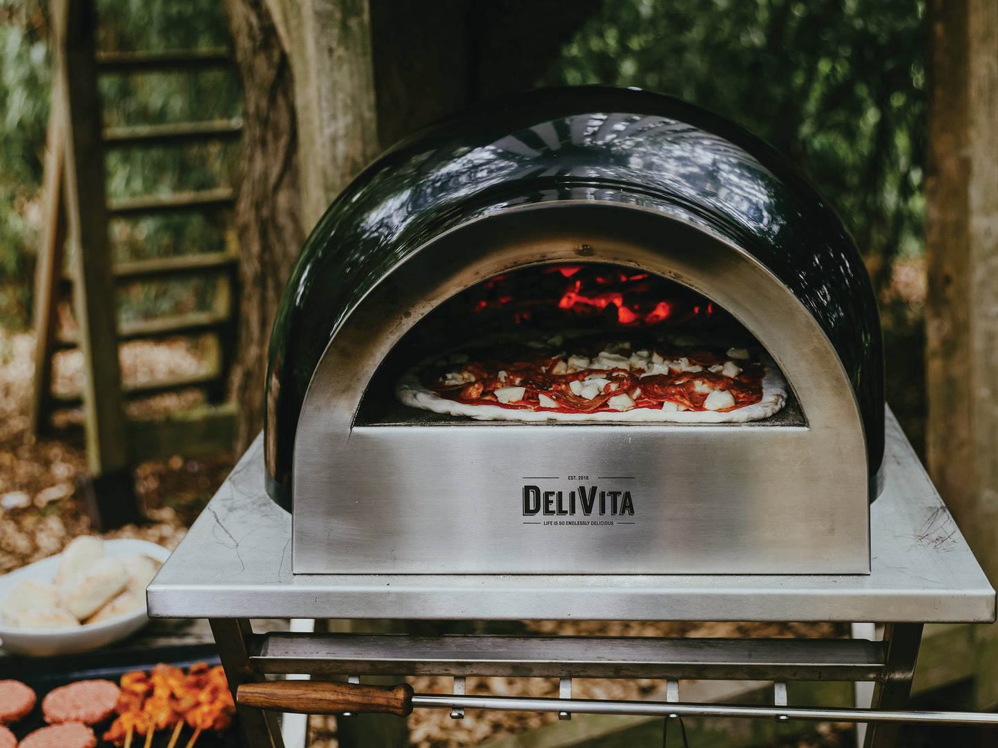 Delivita Deluxe Complete Wood Fired Pizza Oven Bundle