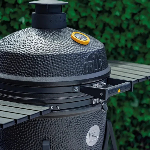 GRLLR Ember Classic 22 inch Charcoal Black Kamado