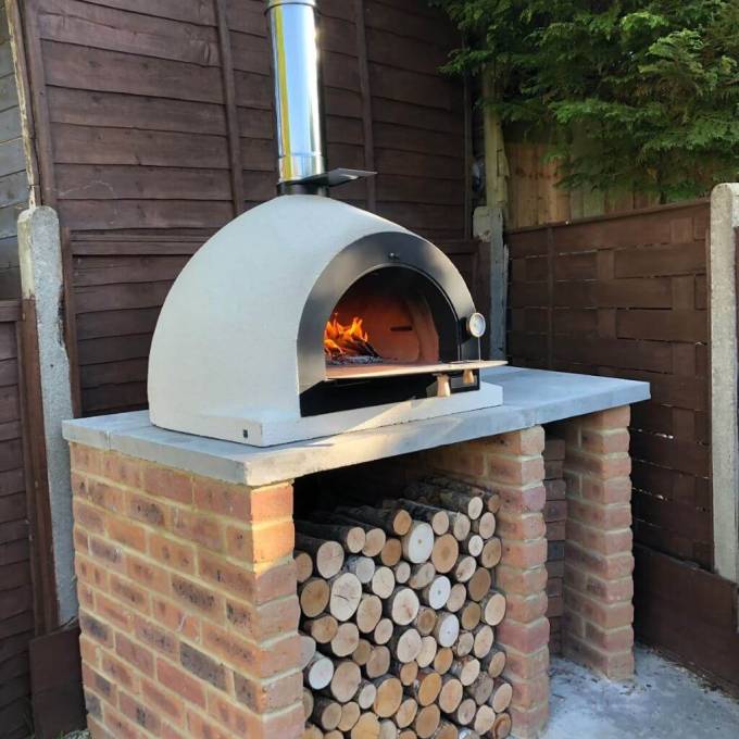 Xclusive Decor Royal Max Wood Fired Pizza Oven