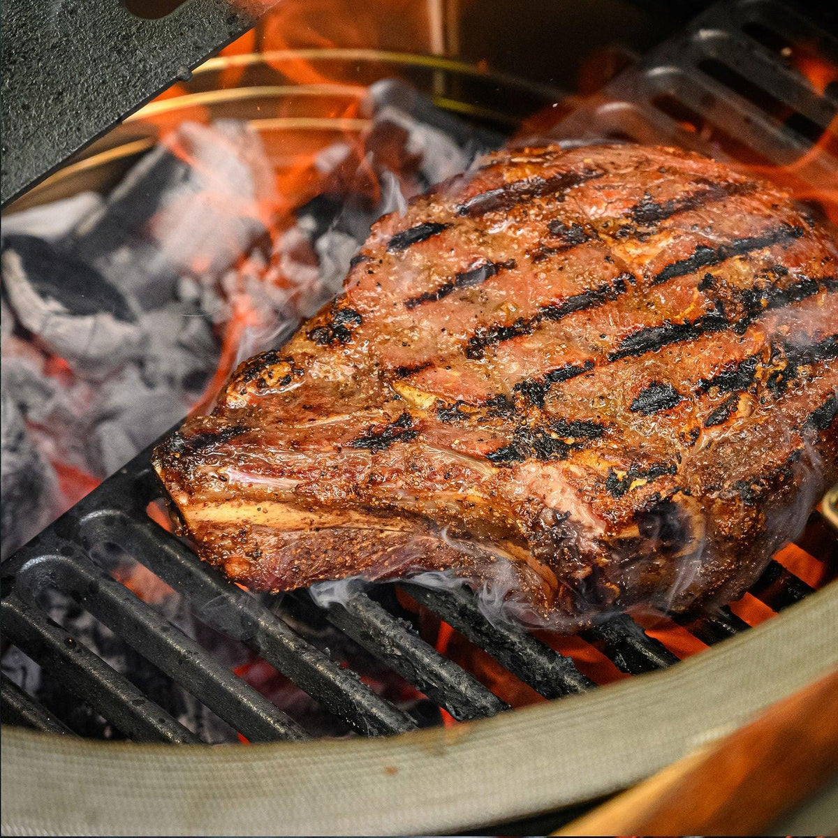 Konnected Joe BBQ with Discovery Pack from Kamado Joe